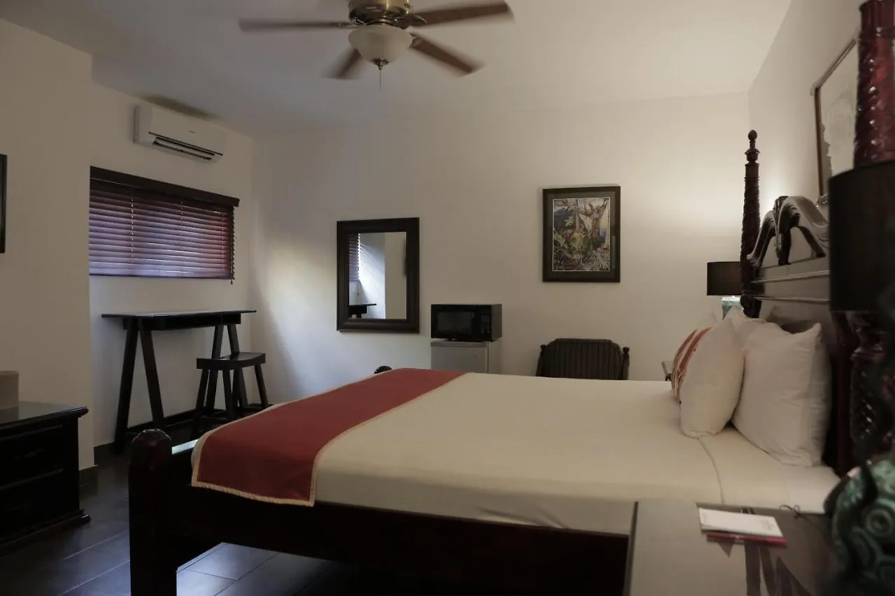 Altamont West Hotel Montego Bay